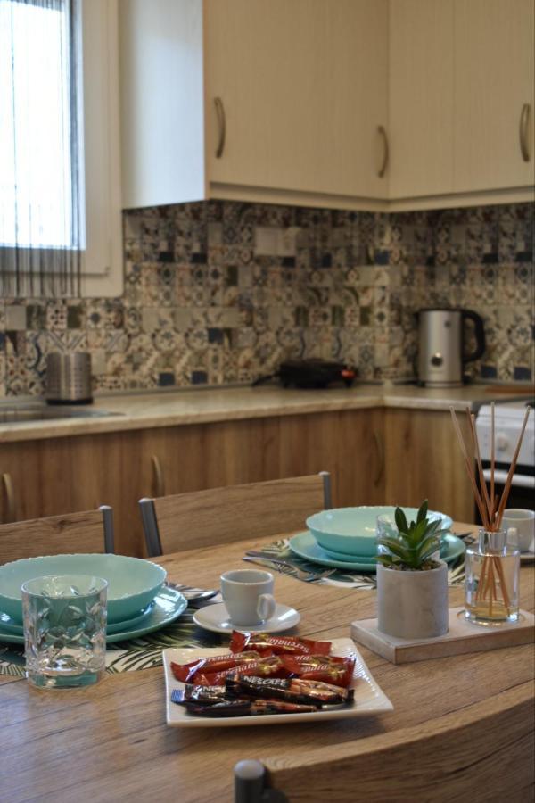 Emily Apartment -N.Kallikratia Nea Kallikrateia ภายนอก รูปภาพ